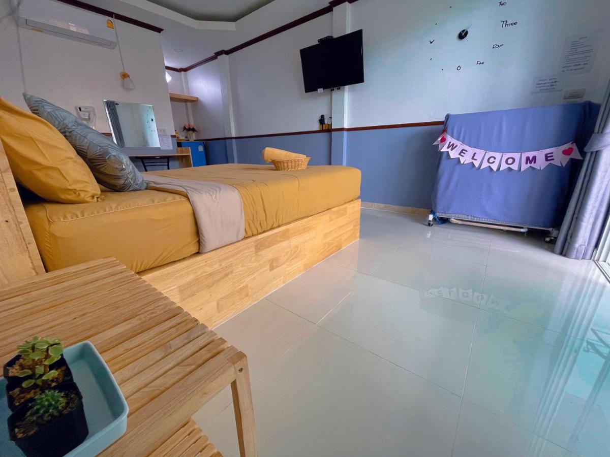 Baan Tipsukon Bed and Breakfast Ko Lan Buitenkant foto