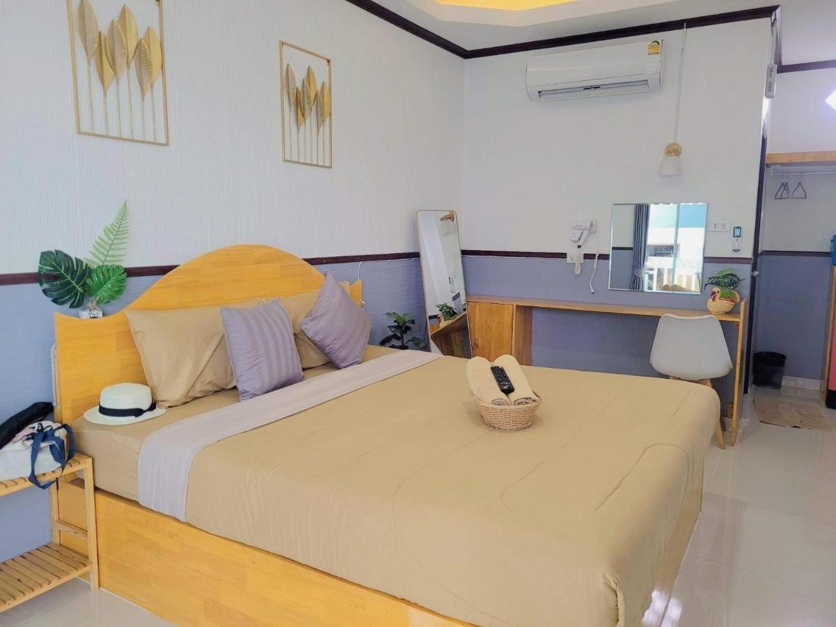 Baan Tipsukon Bed and Breakfast Ko Lan Buitenkant foto