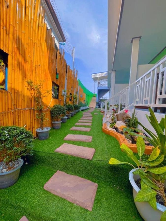 Baan Tipsukon Bed and Breakfast Ko Lan Buitenkant foto