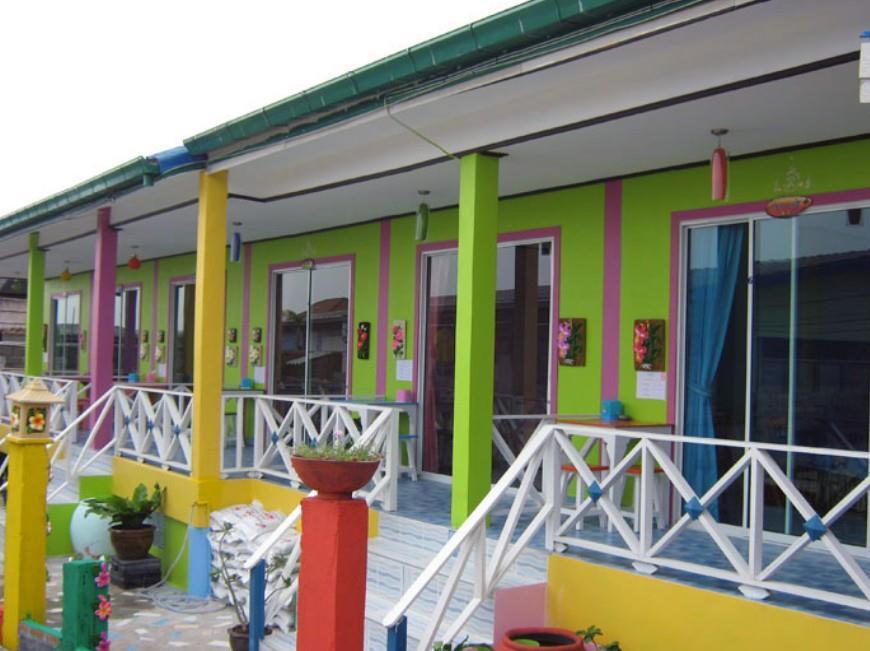 Baan Tipsukon Bed and Breakfast Ko Lan Buitenkant foto